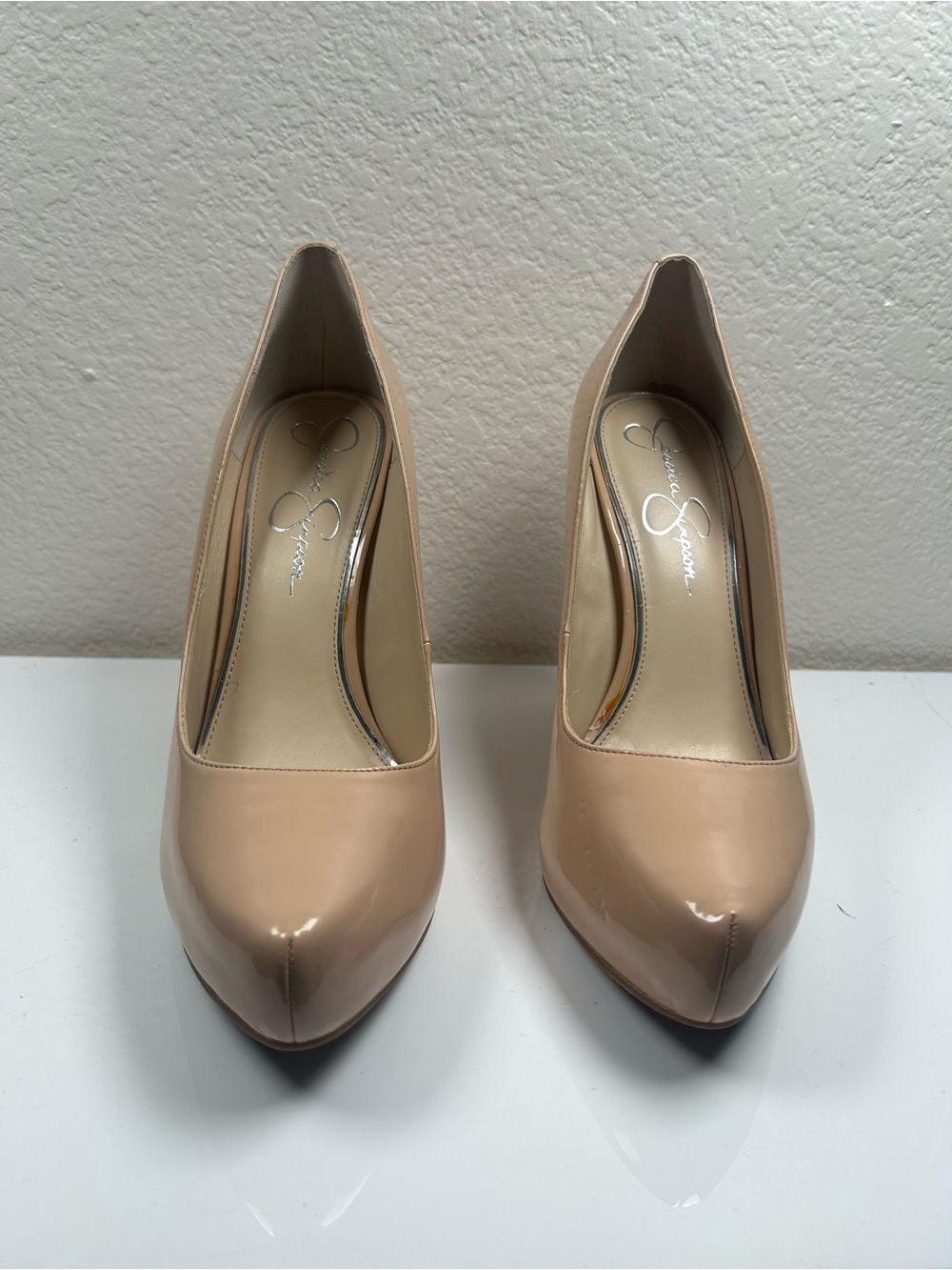 Jessica Simpson Parisah Nude Patent Leather Pointed Toe Pumps size 10